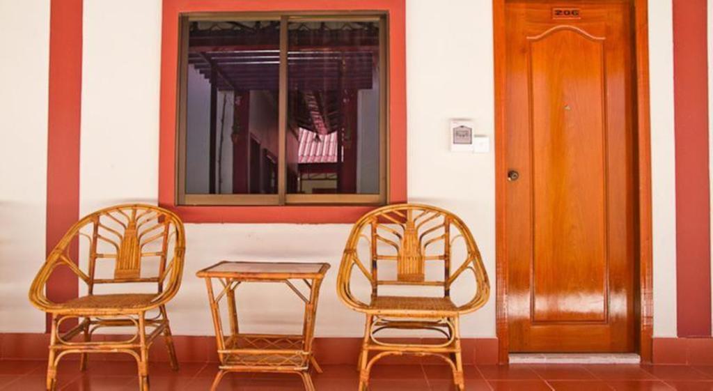 Zana Beach Guesthouse Σίχανουκβιλ Εξωτερικό φωτογραφία