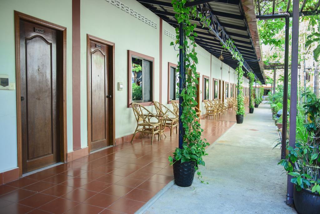 Zana Beach Guesthouse Σίχανουκβιλ Εξωτερικό φωτογραφία