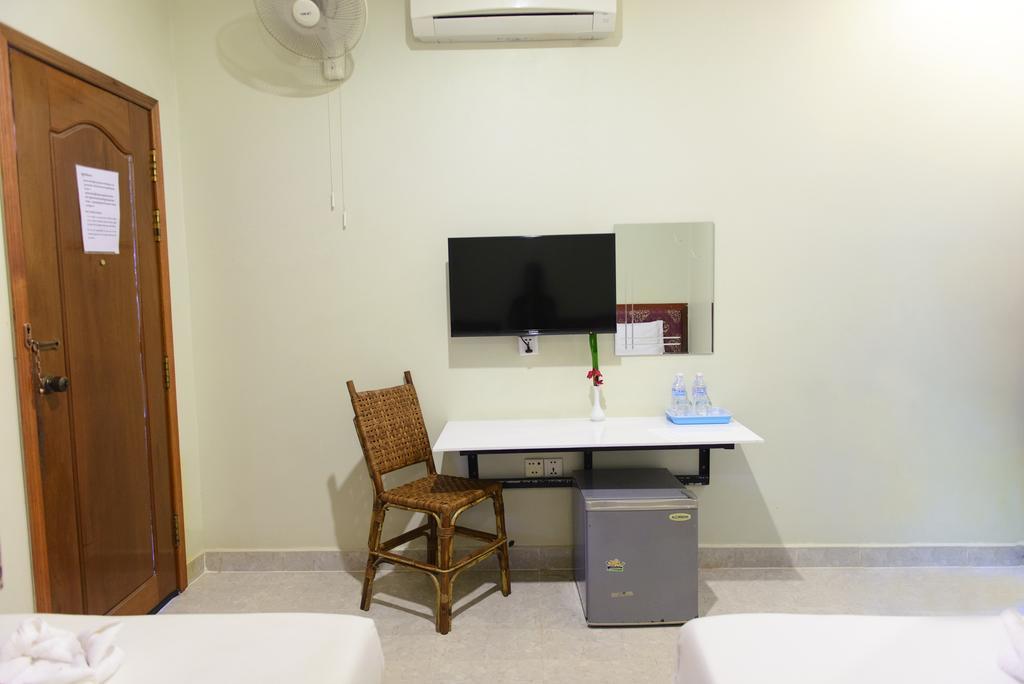 Zana Beach Guesthouse Σίχανουκβιλ Εξωτερικό φωτογραφία