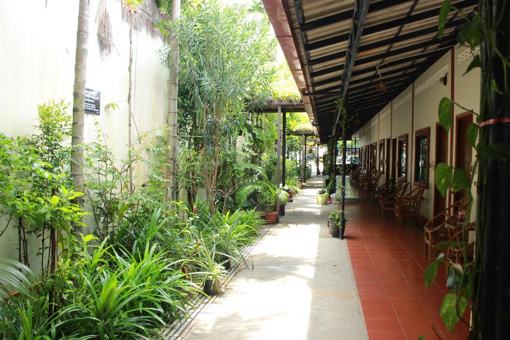 Zana Beach Guesthouse Σίχανουκβιλ Εξωτερικό φωτογραφία